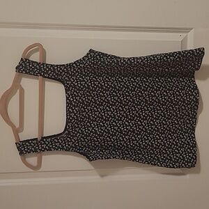 3/$27 Lily morgan floral tank